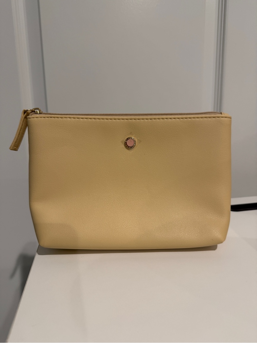 Bvlgari Champagne Gold Travel Cosmetics Pouch Emirates Logo Makeup Bag